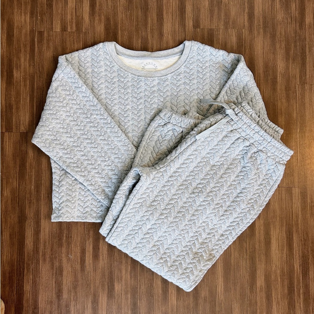 Splendid by Sundown Gray Quilted Track Pants Sweatshirt Set, Size XL